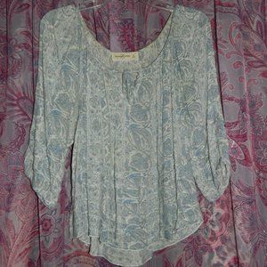 Abercrombie and Fitch Pattern Long Sleeve Blouse